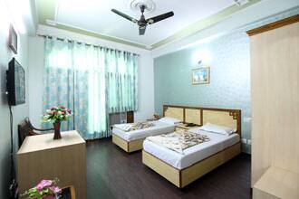 Hotel Starline - Sushant Lok, Gurgaon 3